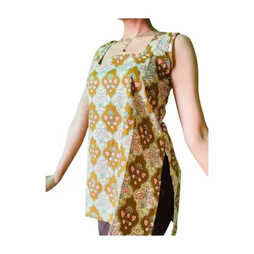 Vintage-inspired sleeveless kurti   